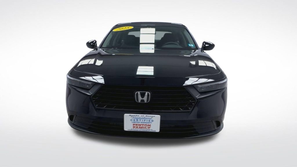 Used 2025 Honda Accord LX image 3