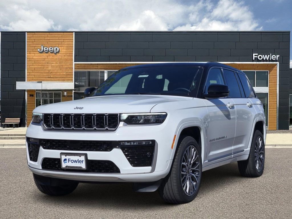 New 2026 Jeep Grand Cherokee Summit AWD/4WD image 1