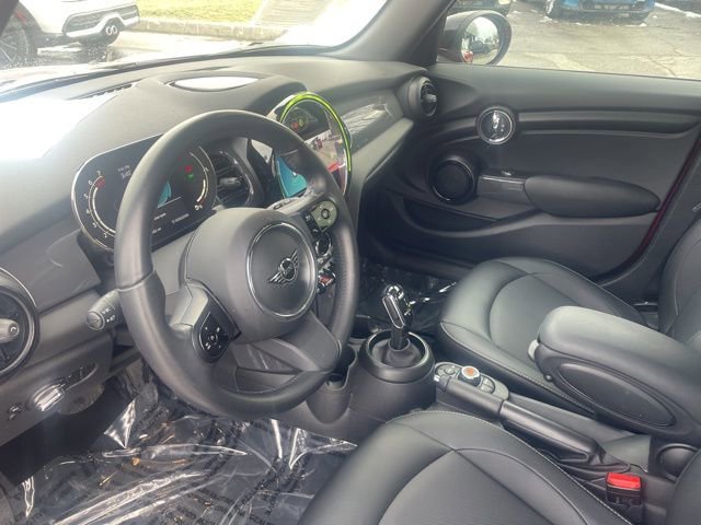 Used 2022 MINI Cooper 4-Door Hardtop image 30