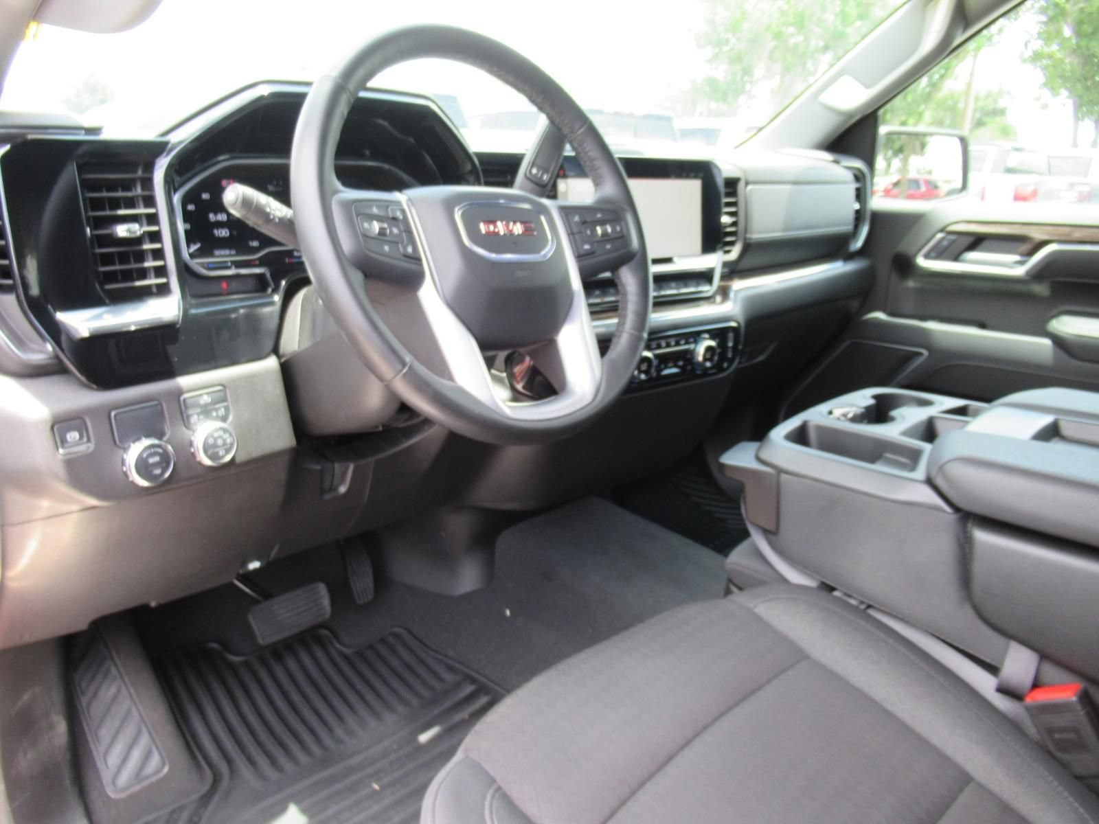 Used 2024 GMC Sierra 1500 Elevation RWD image 18