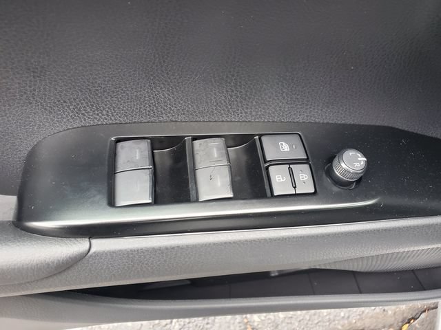Used 2026 Toyota Camry LE w/ Convenience Package FWD image 14