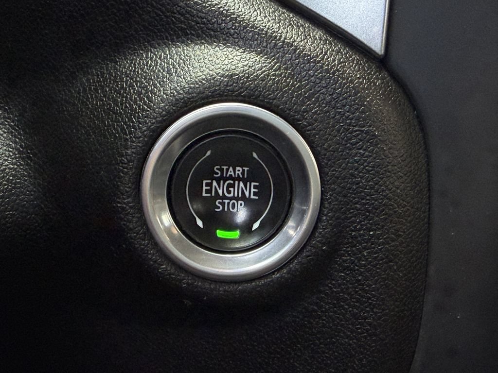 Used 2022 Chevrolet Silverado 2500 LTZ w/ LTZ Convenience Package AWD/4WD image 24