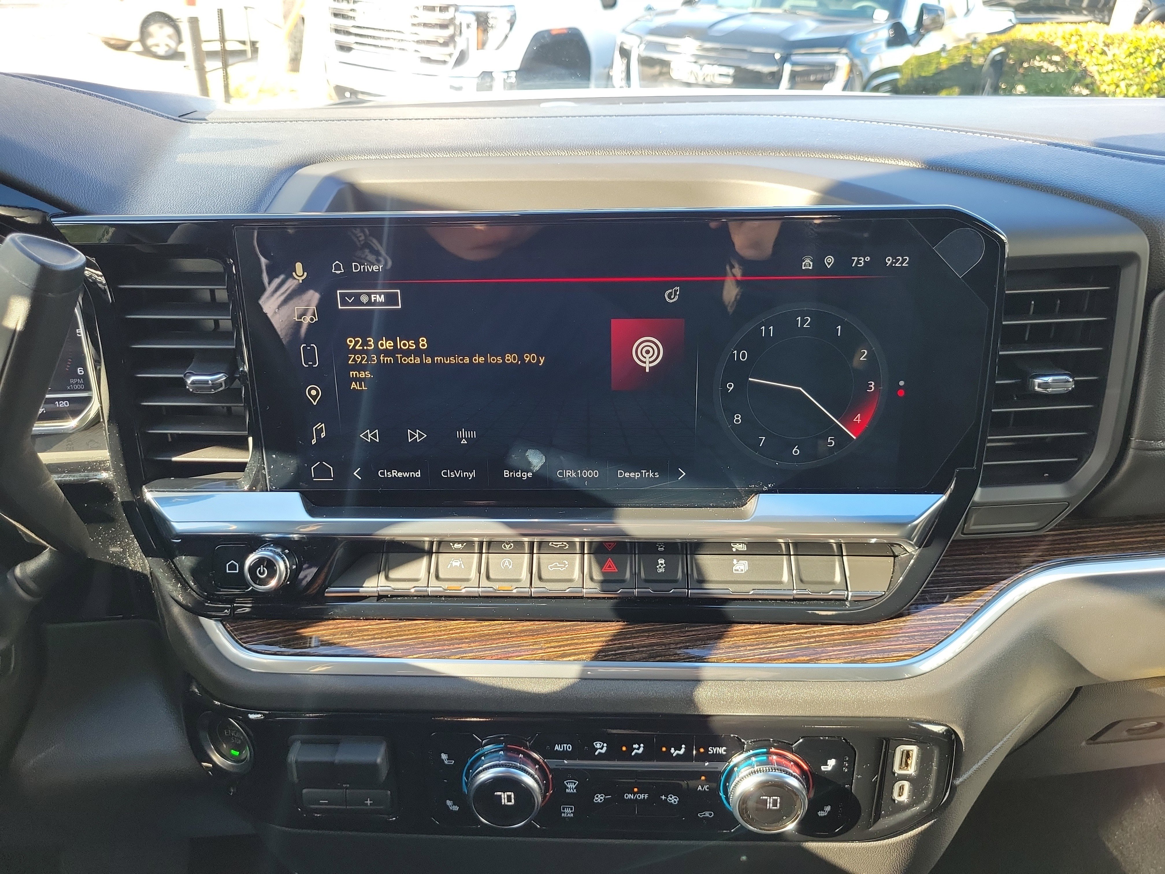 Used 2025 GMC Sierra 1500 Elevation image 25