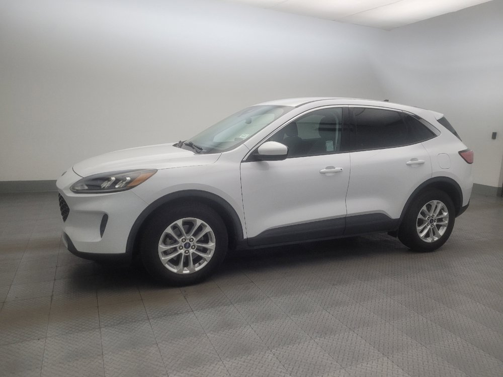 Used 2021 Ford Escape SE FWD image 2