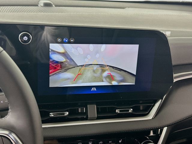 New 2026 Chevrolet Equinox LT image 14