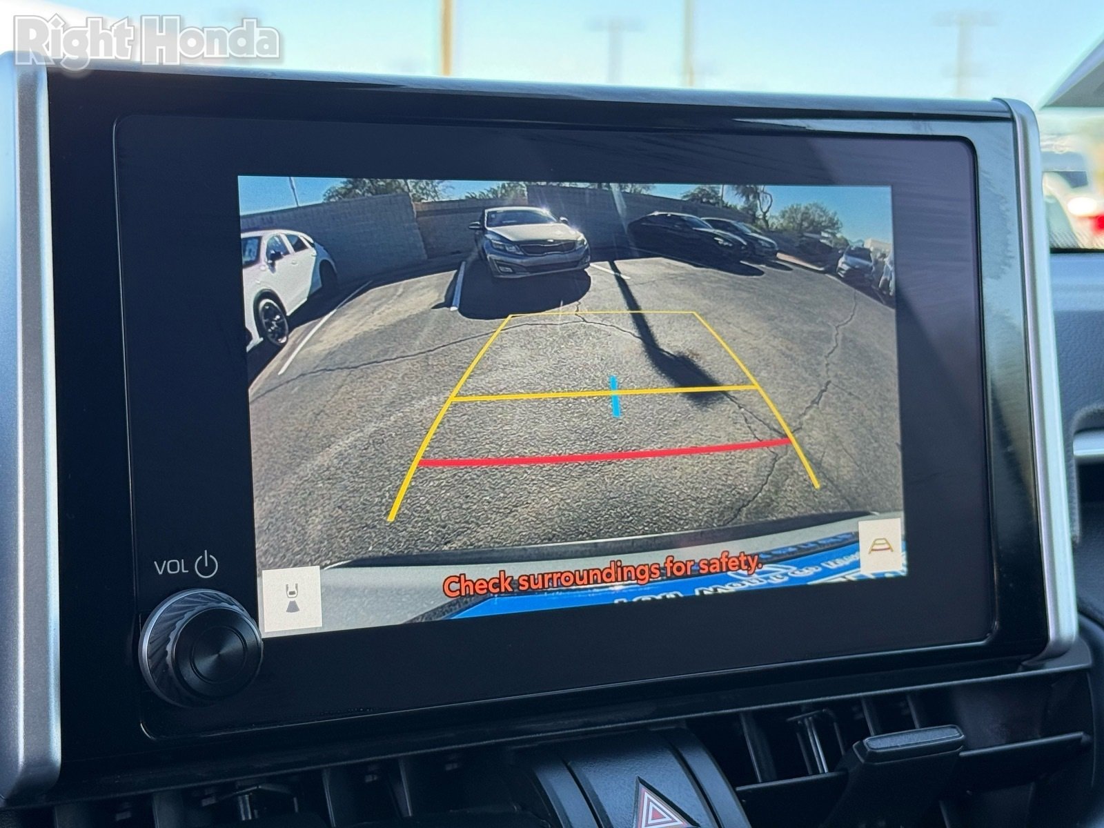 Used 2025 Toyota RAV4 XLE image 21