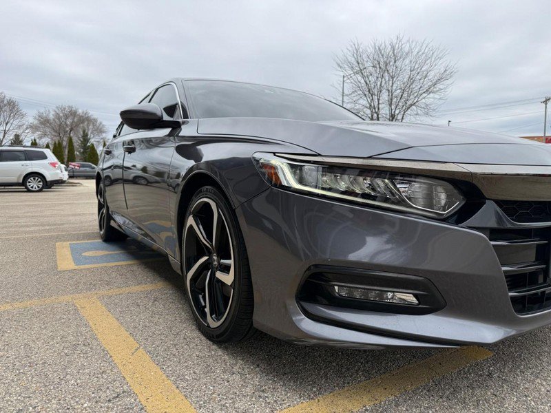 Used 2018 Honda Accord Sport image 7