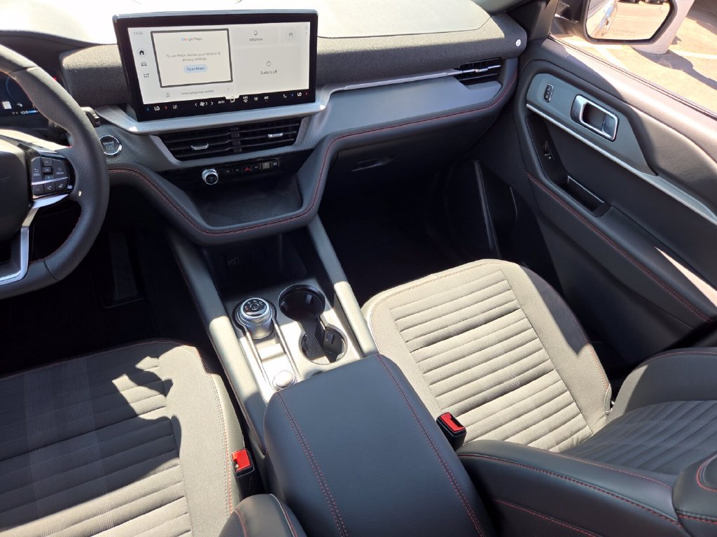 New 2026 Ford Explorer ST-Line w/ ST-Line Street Pack RWD image 12