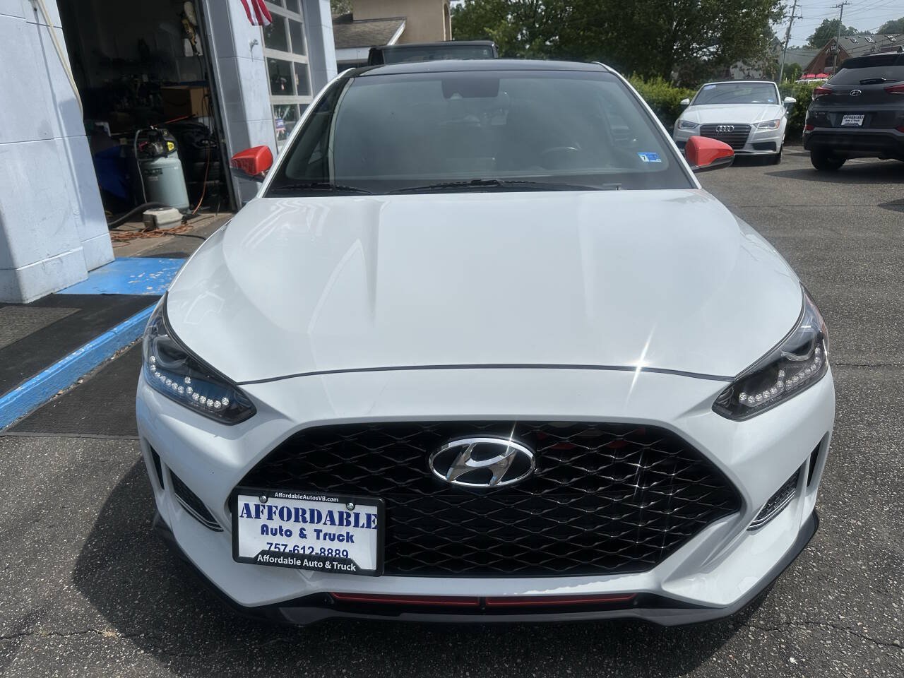 Used 2020 Hyundai Veloster Turbo FWD image 9