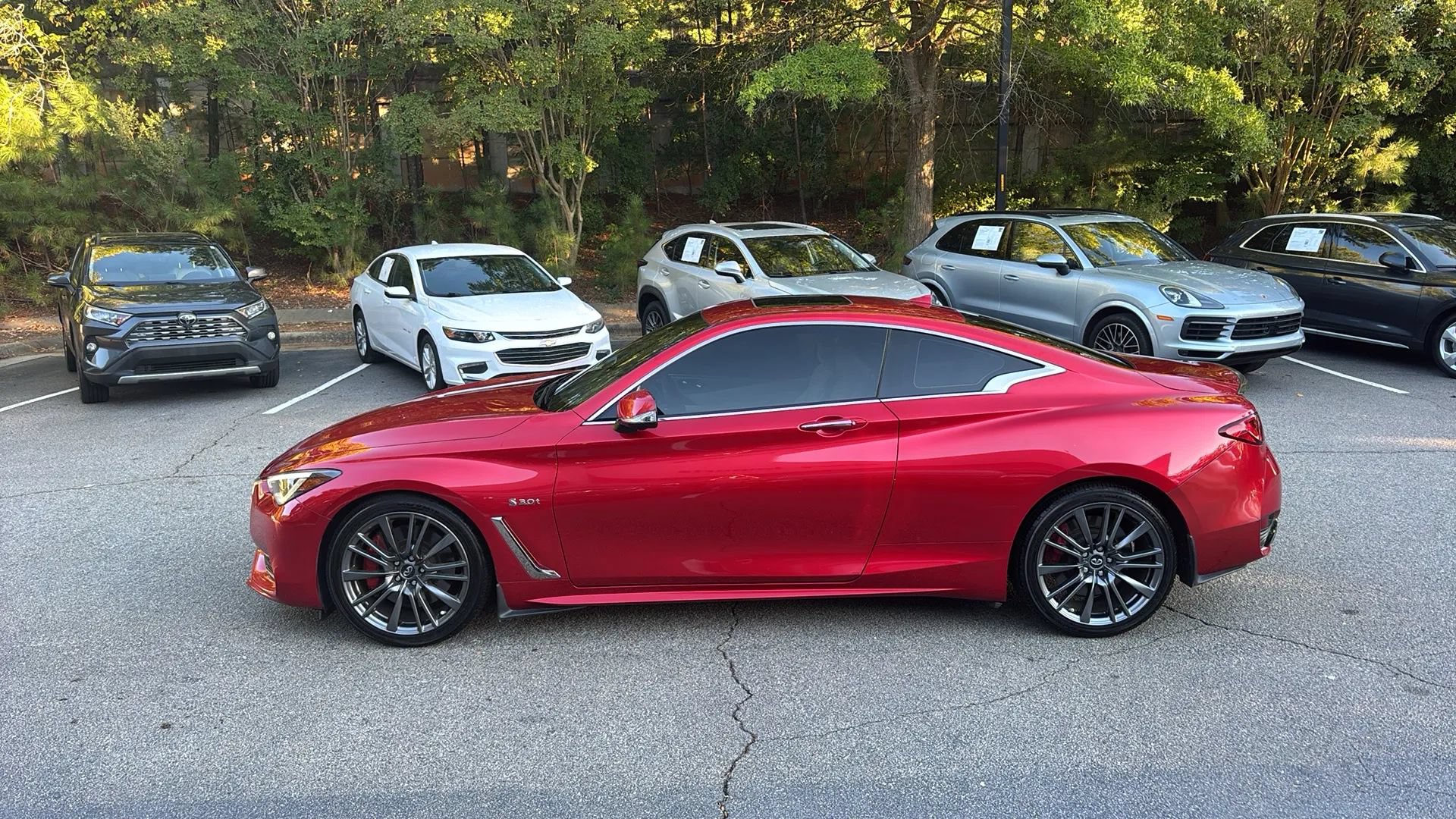 Used 2017 INFINITI Q60 Red Sport 400 RWD image 8