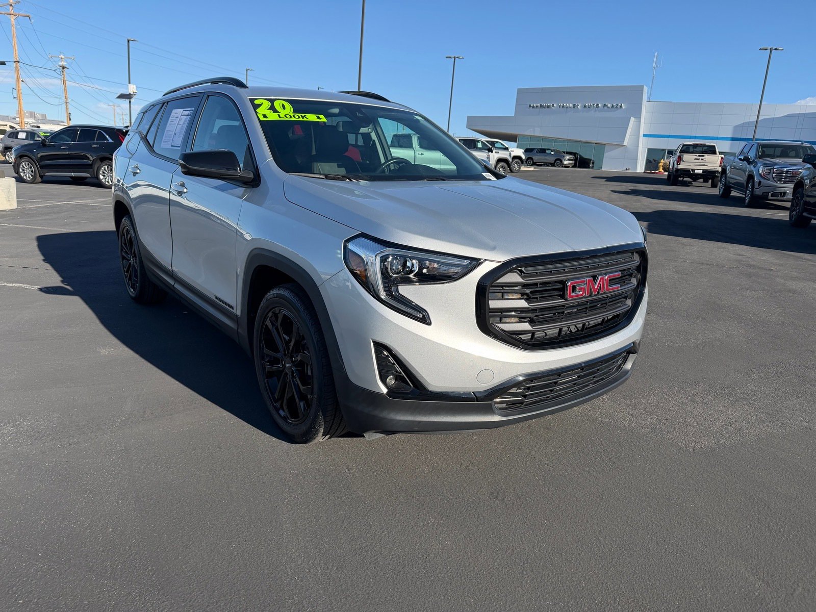 Used 2020 GMC Terrain SLT w/ Preferred Package image 1
