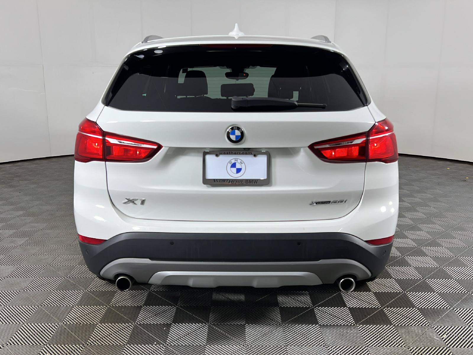Used 2019 BMW X1 xDrive28i w/ Convenience Package AWD/4WD image 6