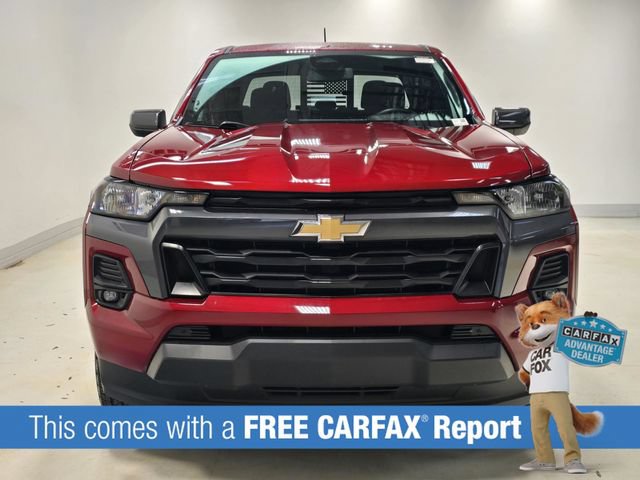 Used 2024 Chevrolet Colorado LT w/ LT Convenience Package II RWD image 2