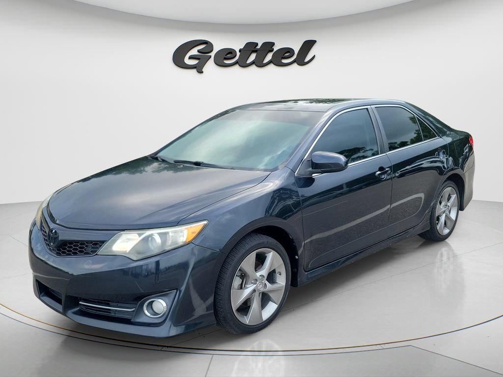 Used 2014 Toyota Camry SE