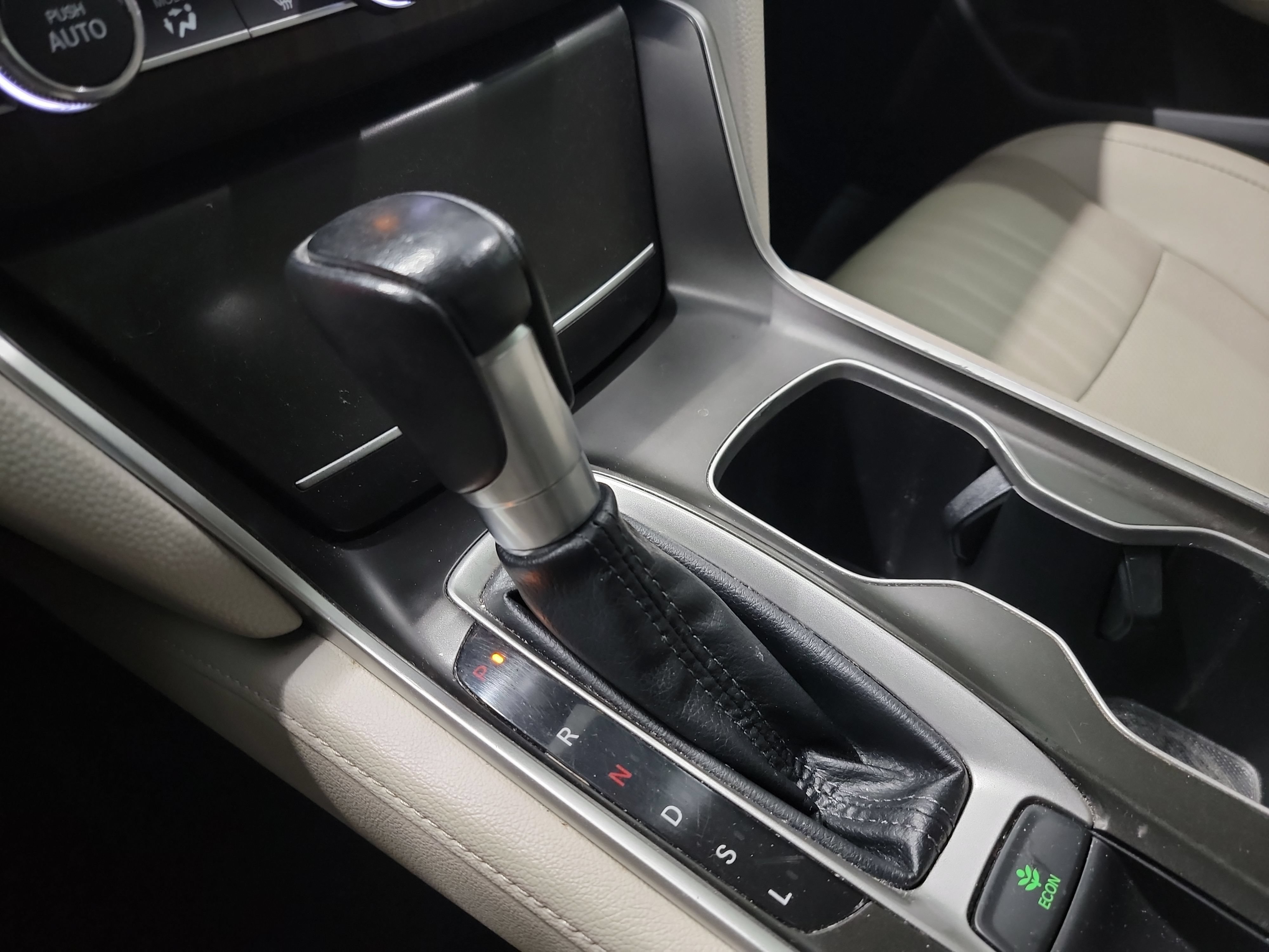 Used 2020 Honda Accord EX-L image 27
