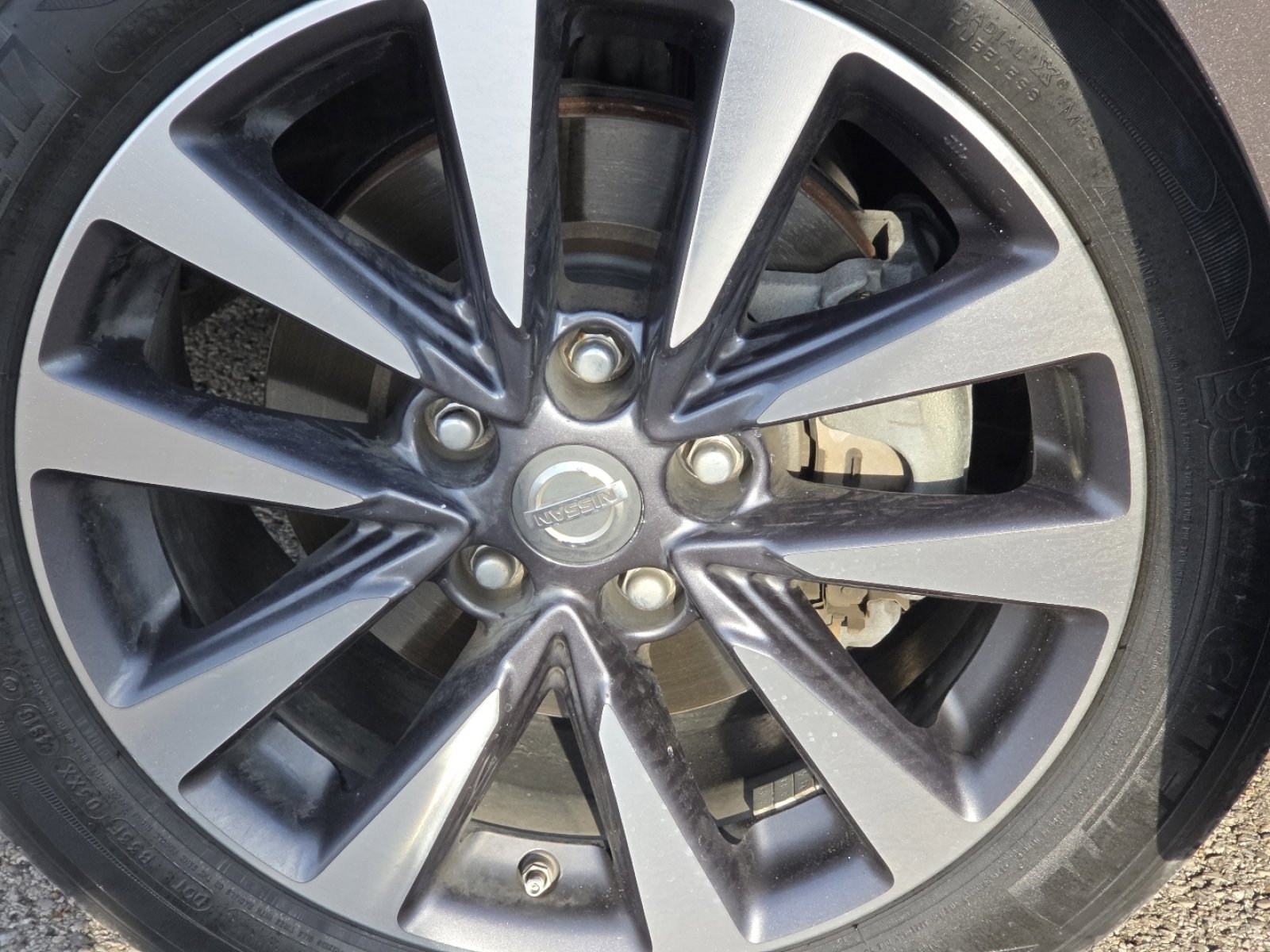 Used 2017 Nissan Altima 2.5 SV w/ Convenience Package image 11