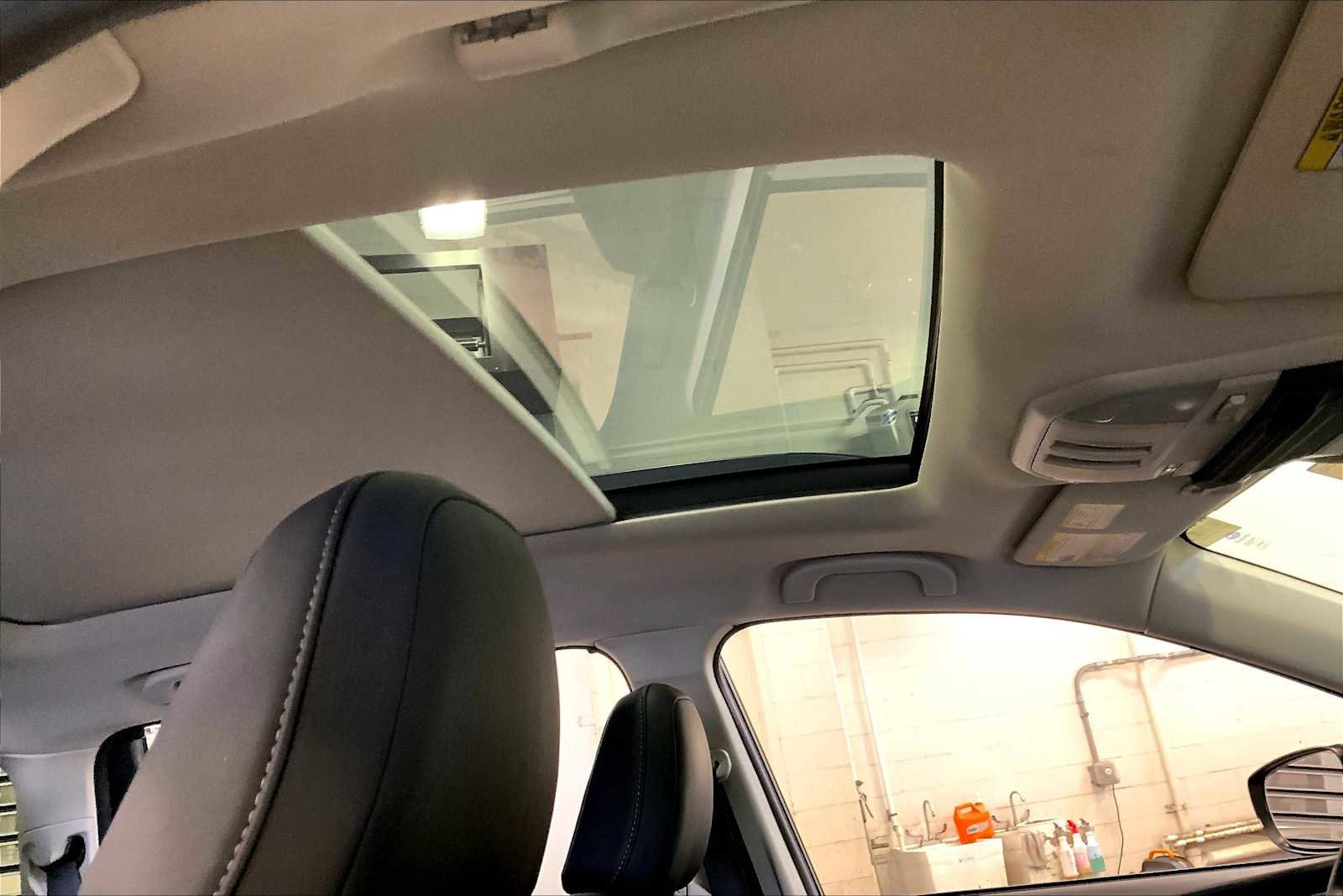 Certified 2025 Subaru Ascent Touring image 15