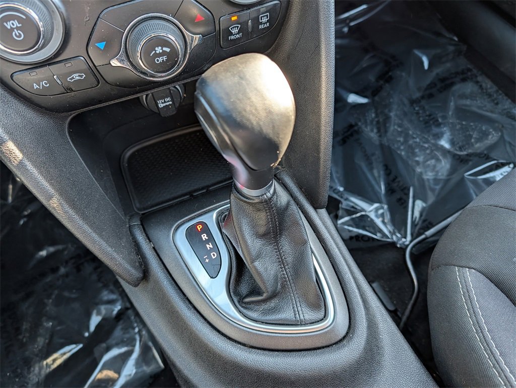 Used 2014 Dodge Dart SXT image 24