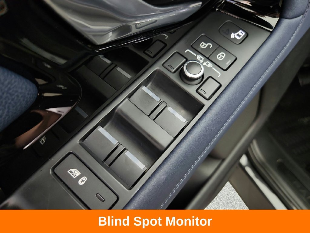 Used 2020 Land Rover Range Rover Evoque SE AWD/4WD image 23