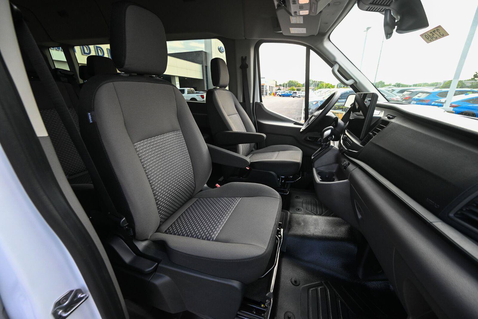 New 2027 Ford Transit 350 XL AWD/4WD image 18
