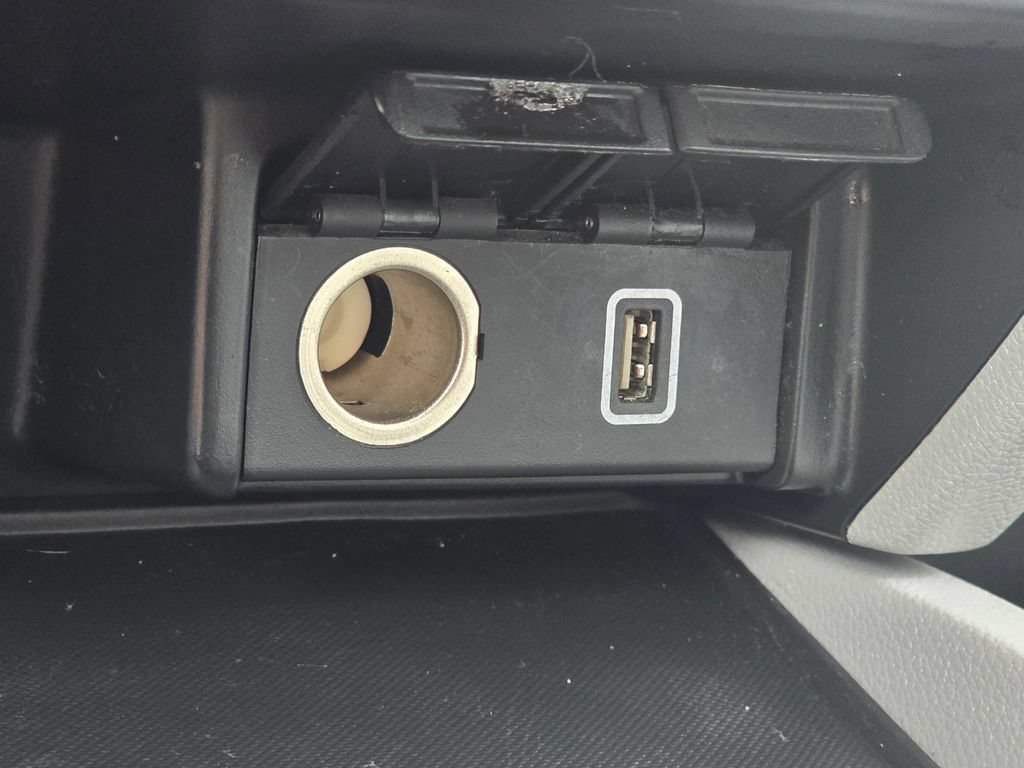Used 2021 Honda Pilot Touring image 31