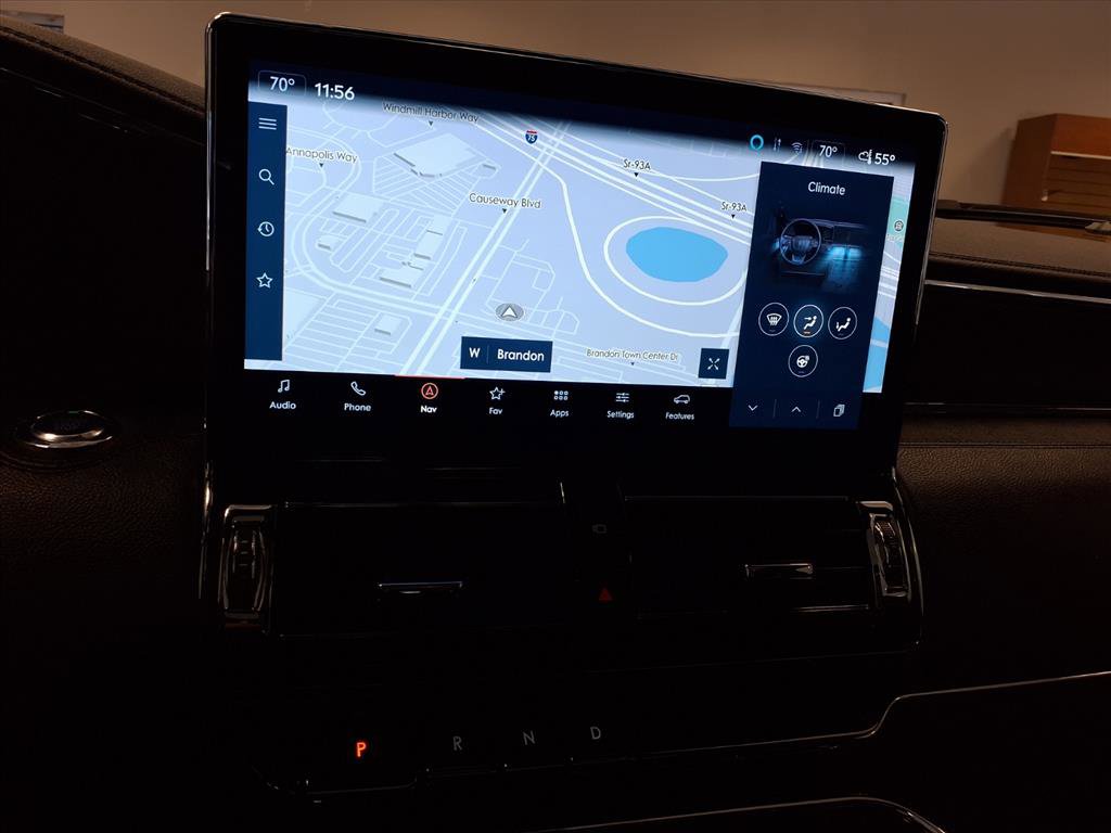 Used 2023 Lincoln Navigator Reserve image 24