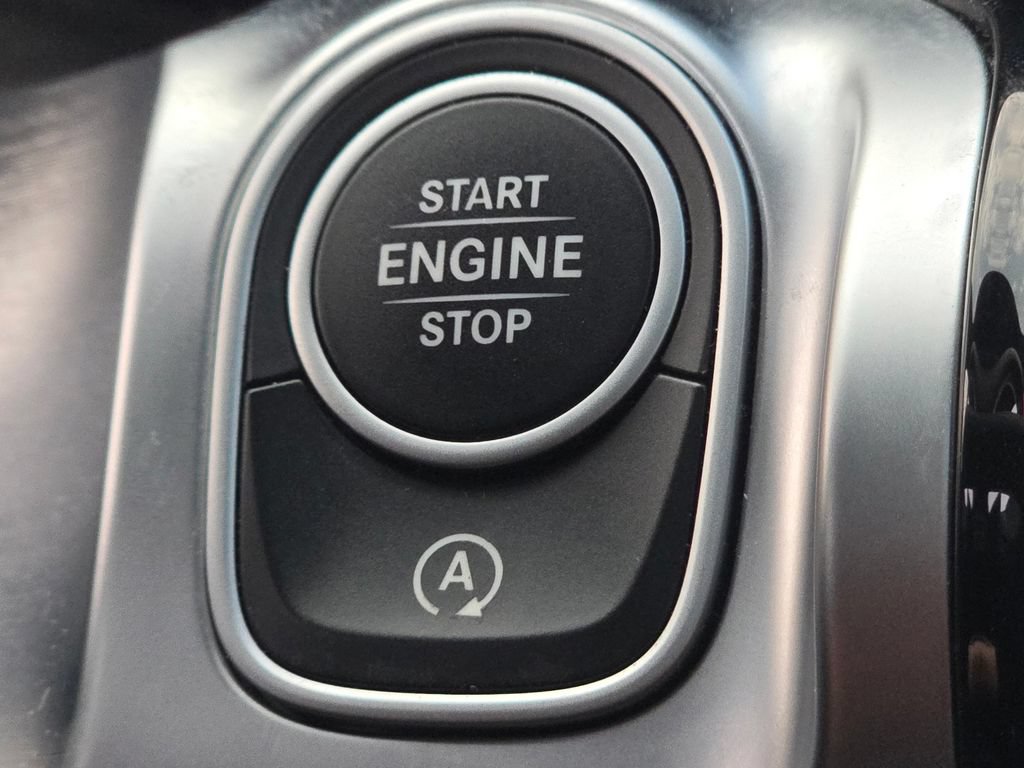 Certified 2023 Mercedes-Benz GLB 250 4MATIC image 34