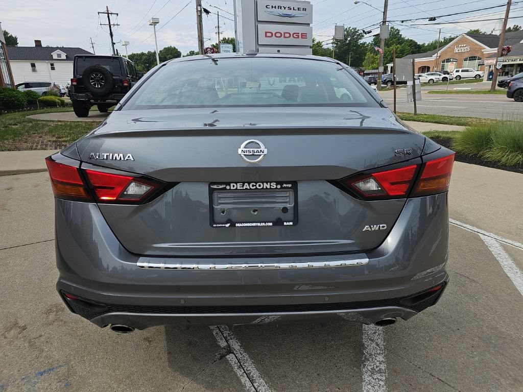 Used 2020 Nissan Altima 2.5 SR AWD/4WD image 14