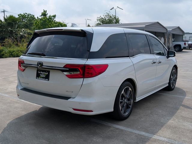 Used 2023 Honda Odyssey Elite image 5
