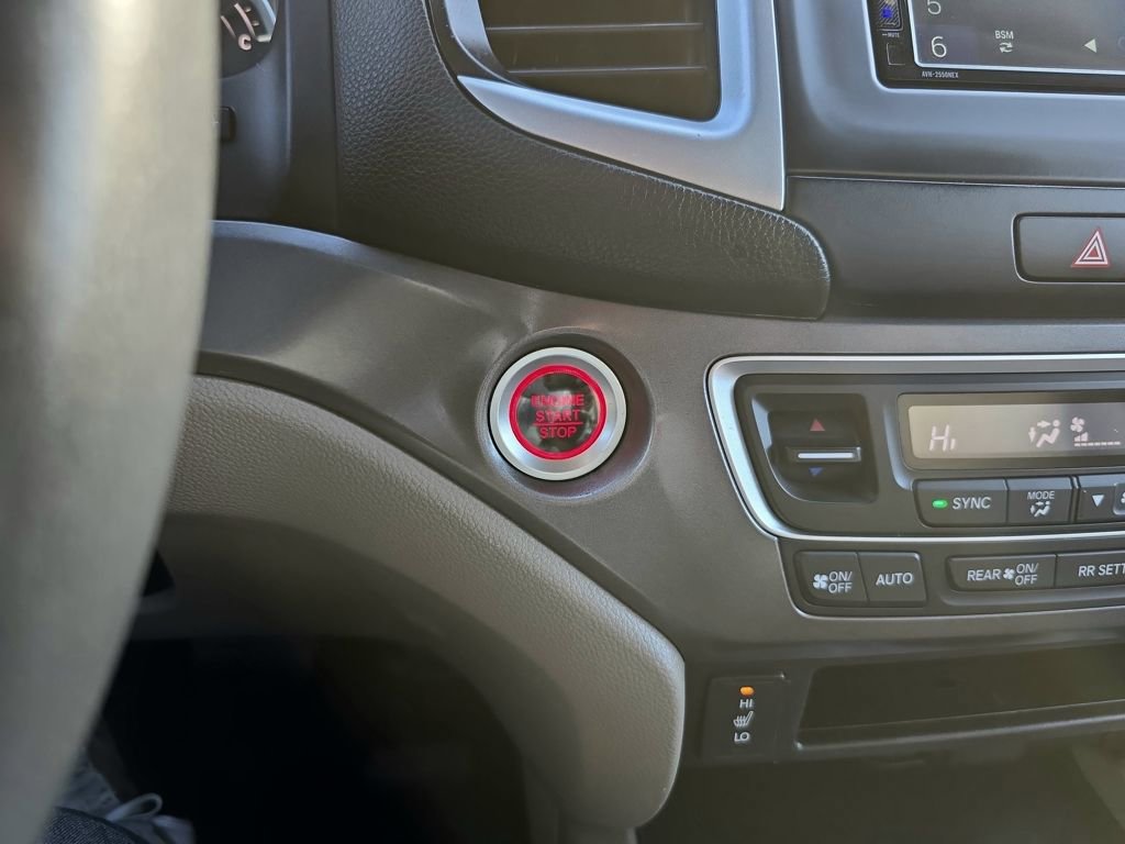 Used 2017 Honda Ridgeline RTL image 11