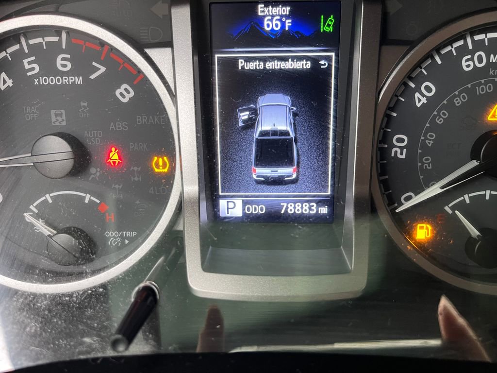 Certified 2022 Toyota Tacoma SR5 image 33