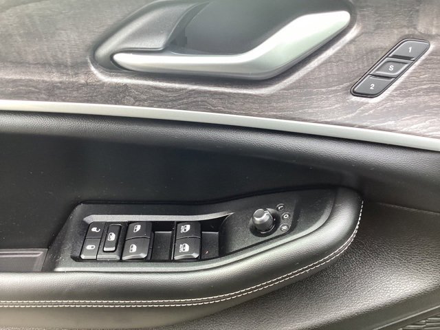 Certified 2023 Jeep Grand Cherokee Limited image 22