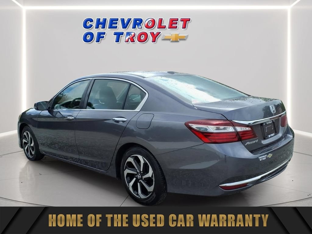 Used 2017 Honda Accord EX image 7