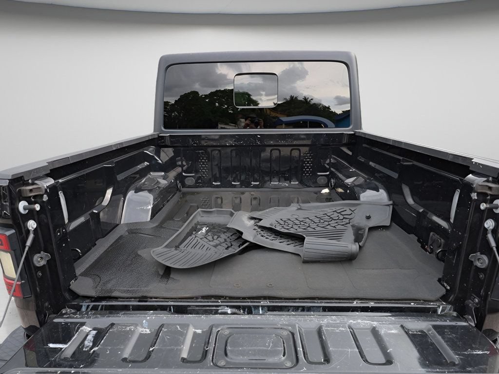Used 2022 Jeep Gladiator Sport AWD/4WD image 10