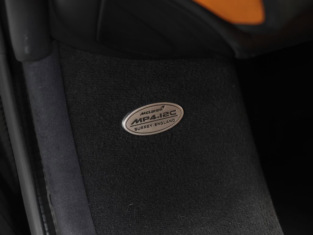 Used 2013 McLaren MP4-12C Spider RWD image 34