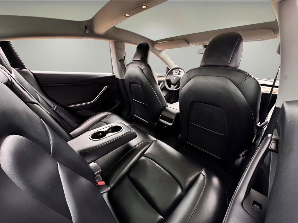 Used 2021 Tesla Model 3 Standard Range RWD image 18