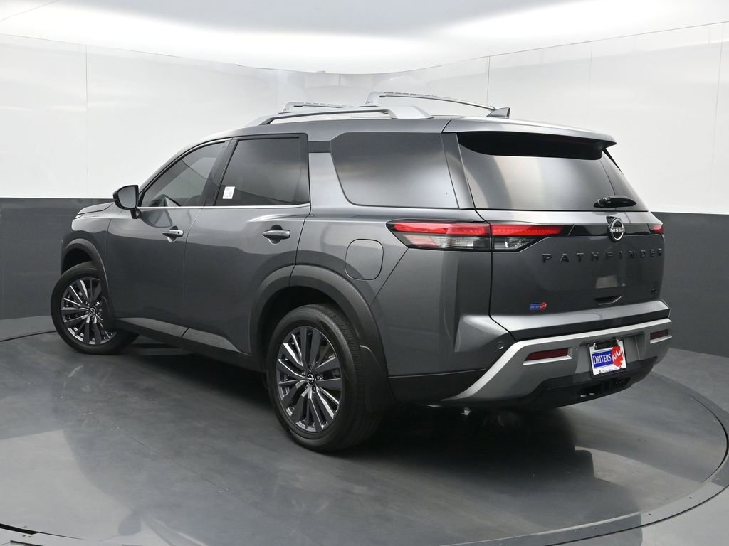 Used 2024 Nissan Pathfinder SL w/ SL Premium Package FWD image 26