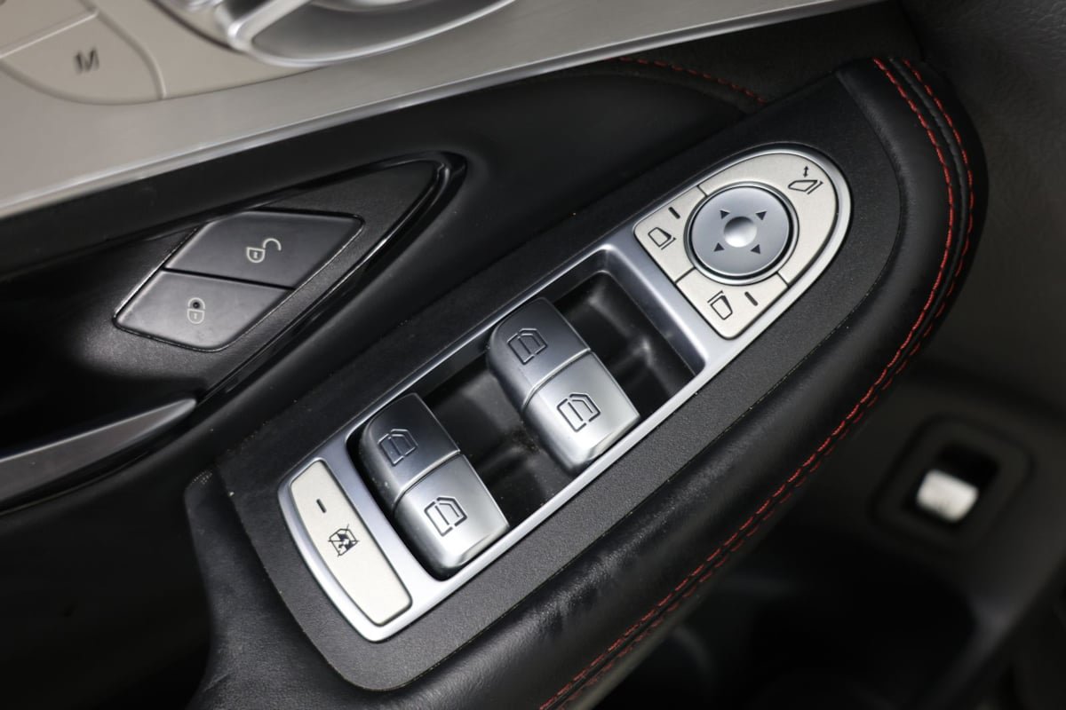 Used 2019 Mercedes-Benz GLC 63 AMG 4MATIC image 21