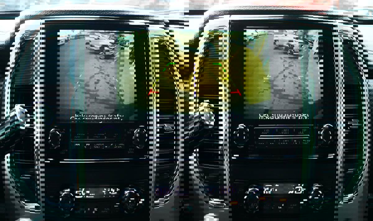 Used 2020 Nissan Titan SV w/ SV Convenience Package image 47