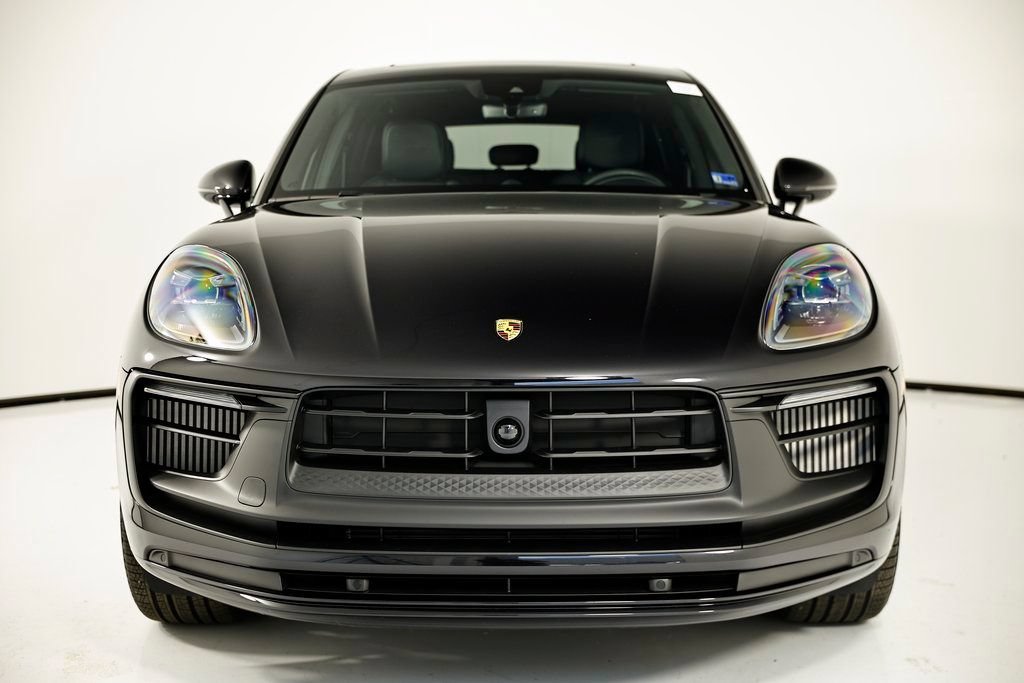 New 2026 Porsche Macan GTS AWD/4WD image 8