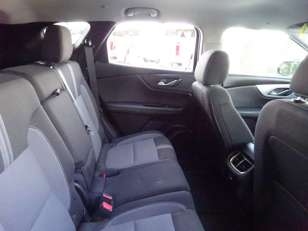 Certified 2024 Chevrolet Blazer LT w/ Convenience Package FWD image 21