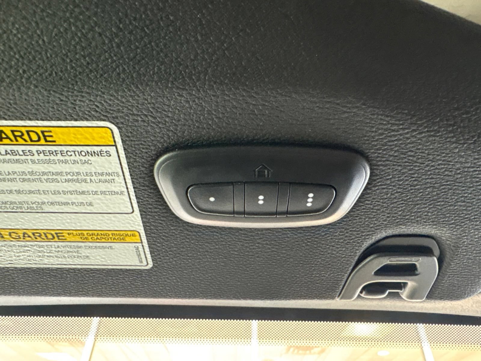 Used 2023 Jeep Gladiator Sport AWD/4WD image 18