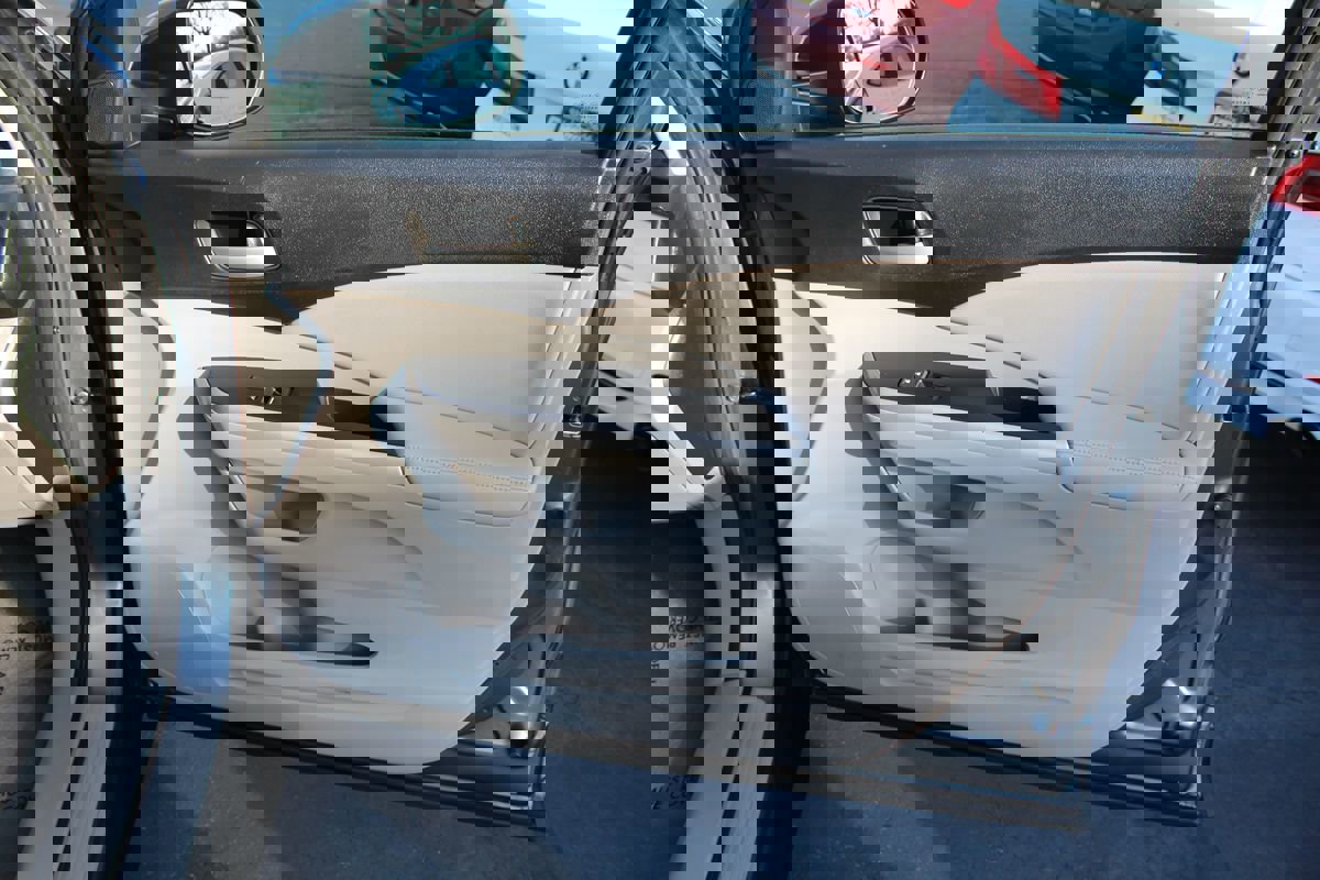 Used 2014 Honda CR-V EX-L image 18