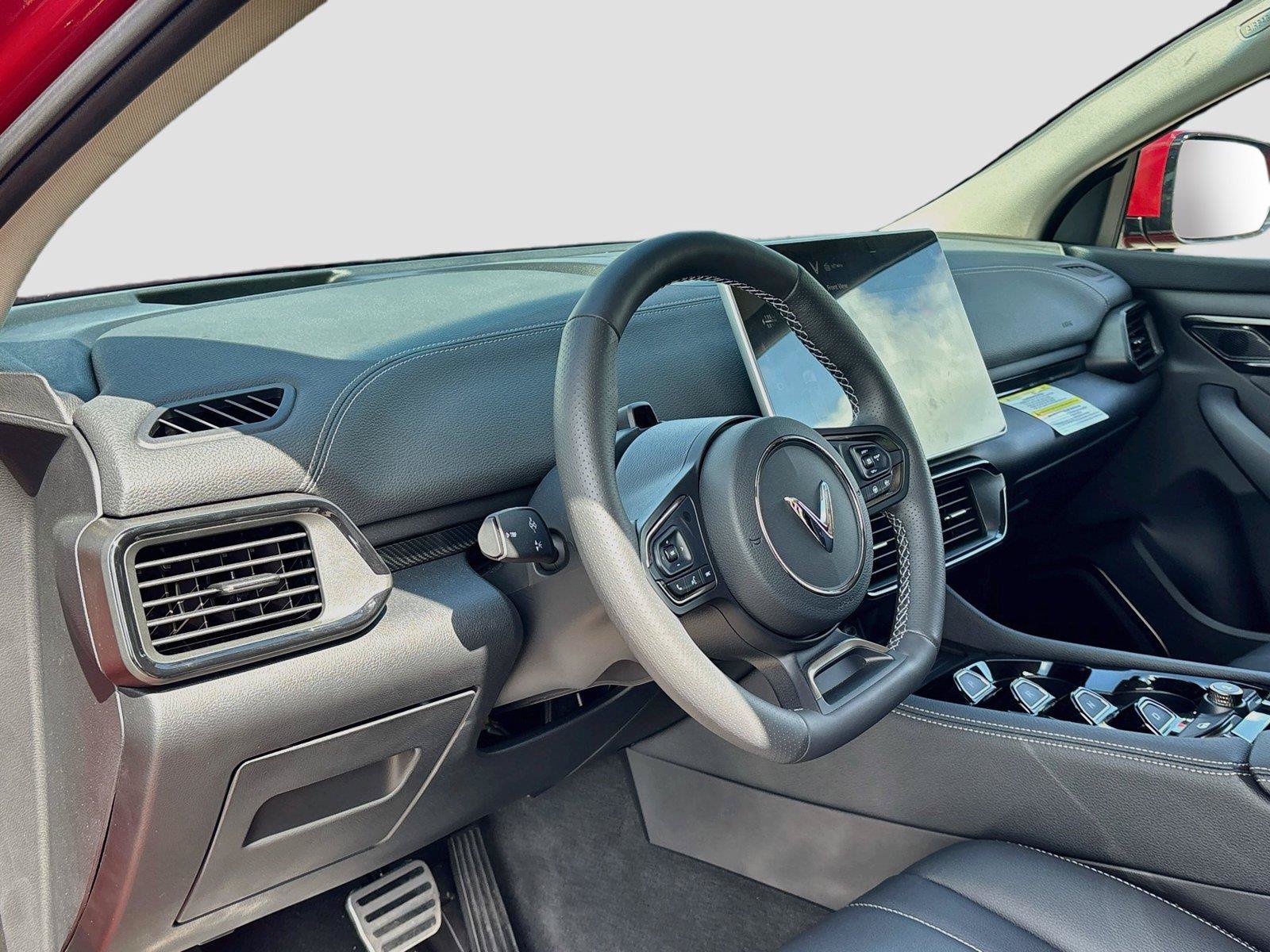 New 2027 VinFast VF 8 Eco AWD/4WD image 9