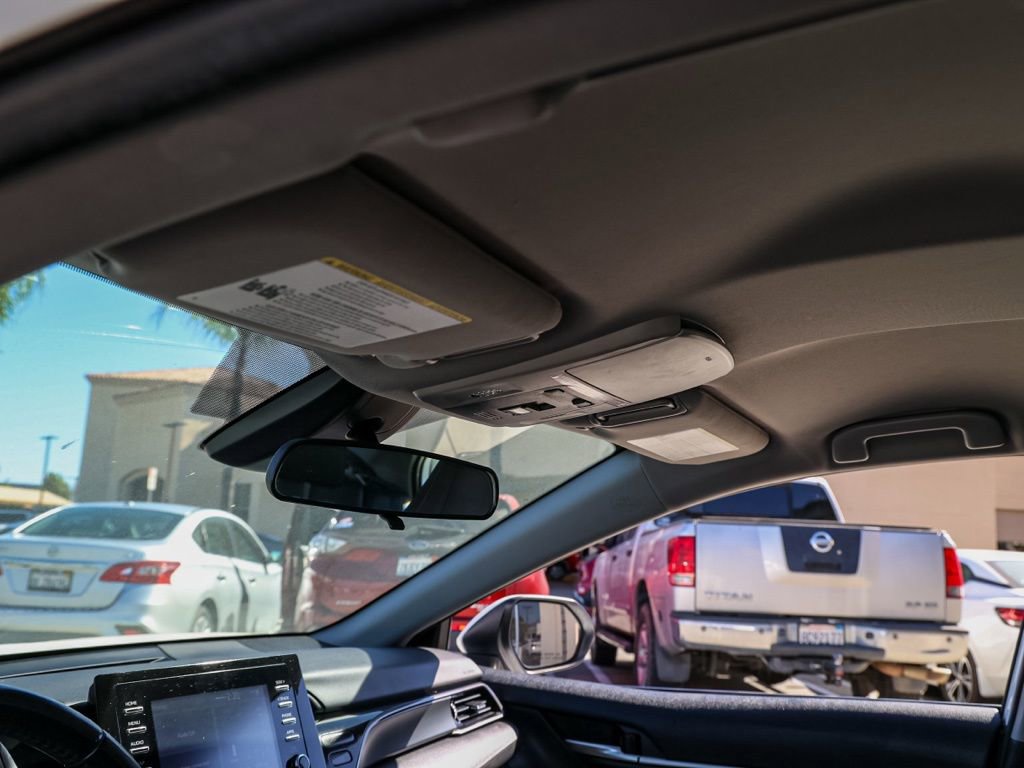 Used 2023 Toyota Camry SE image 13