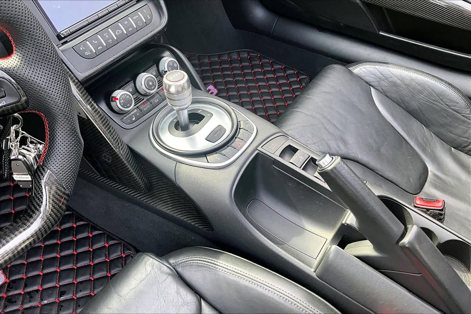 Used 2011 Audi R8 V10 AWD/4WD image 15