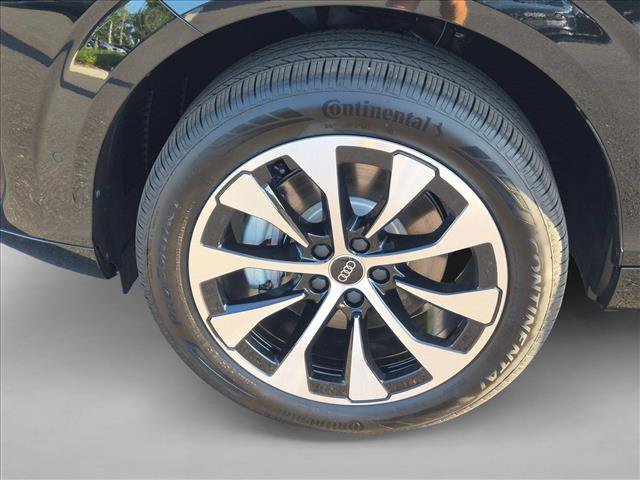 New 2026 Audi Q3 quattro 2.0T AWD/4WD image 9