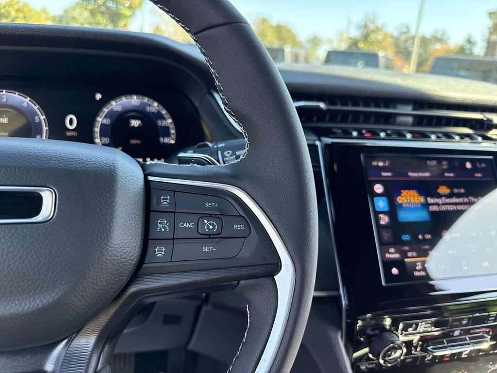 New 2025 Jeep Grand Cherokee L Altitude image 16