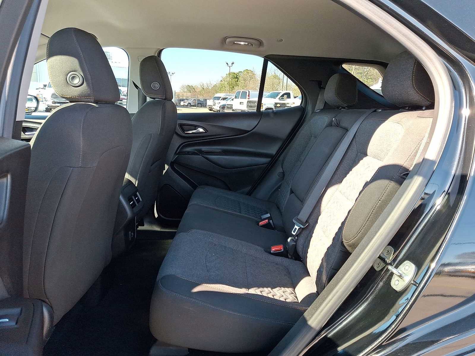 Used 2023 Chevrolet Equinox LT w/ LPO, Floor Liner Package image 29