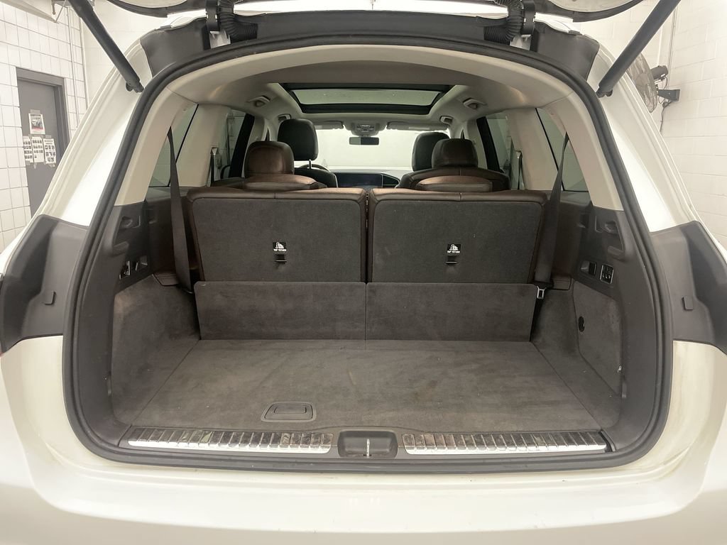 Used 2020 Mercedes-Benz GLS 450 4MATIC image 21